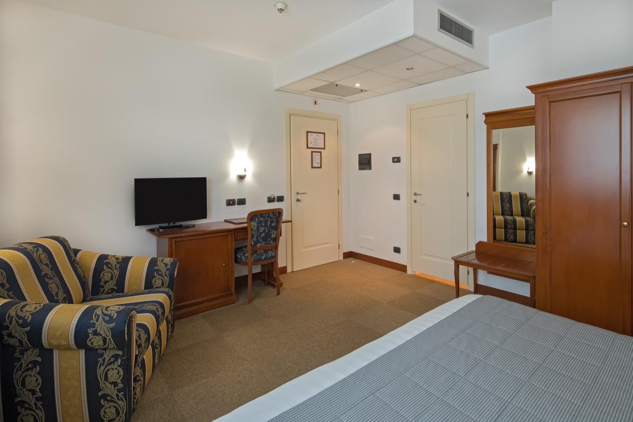 Hotel Medea (Adults Only) Alba  Exterior foto